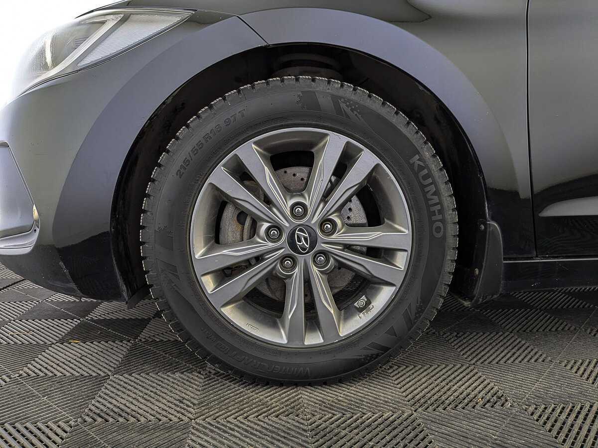 Hyundai Elantra, 2017 - Фото №11