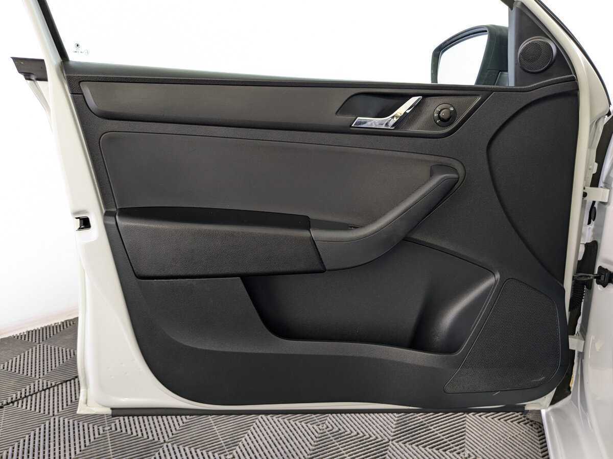 Skoda Rapid, 2017 - Фото №18