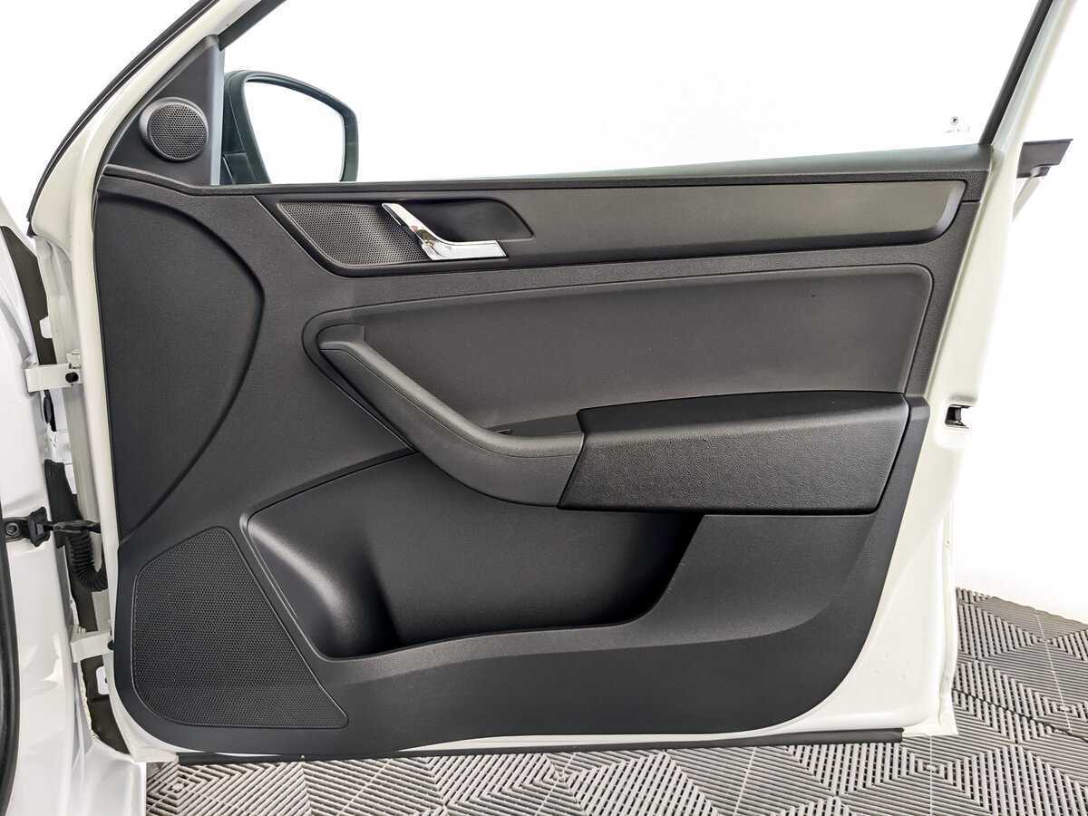 Skoda Rapid, 2017 - Фото №22
