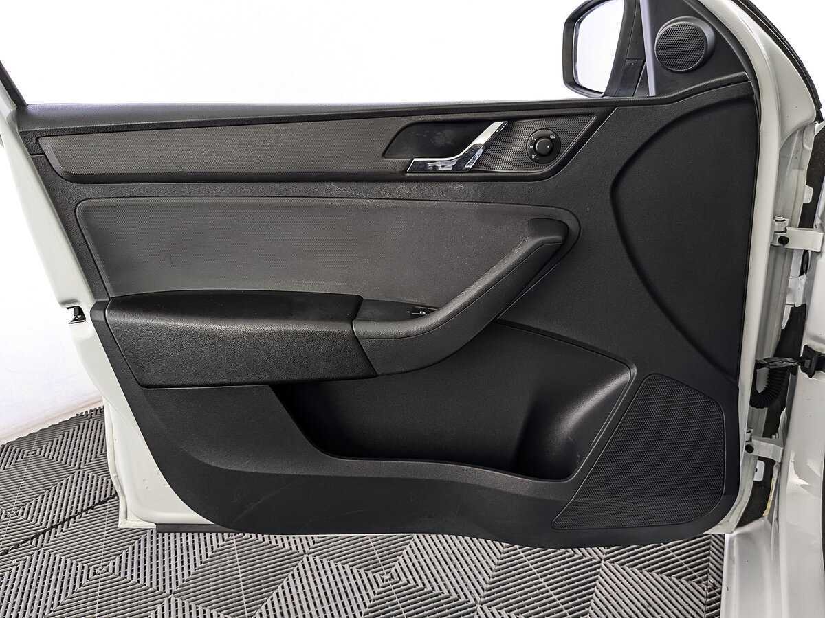 Skoda Rapid, 2017 - Фото №18