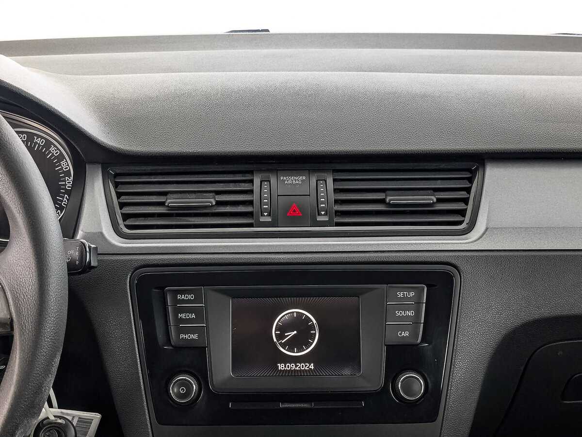 Skoda Rapid, 2017 - Фото №14