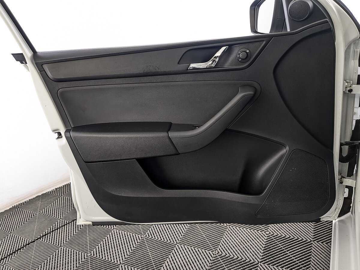 Skoda Rapid, 2017 - Фото №16