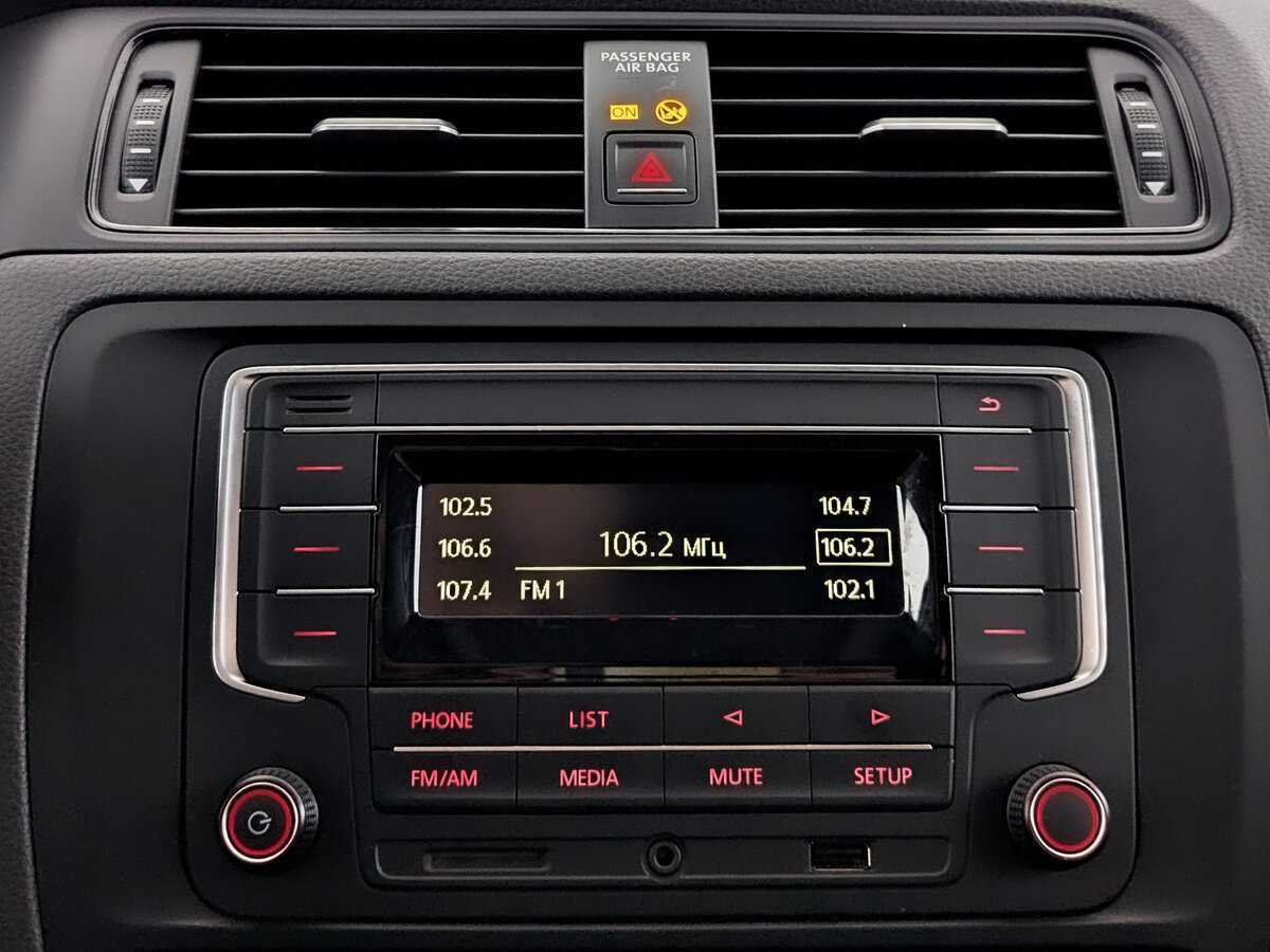 Volkswagen Jetta, 2016 - Фото №14