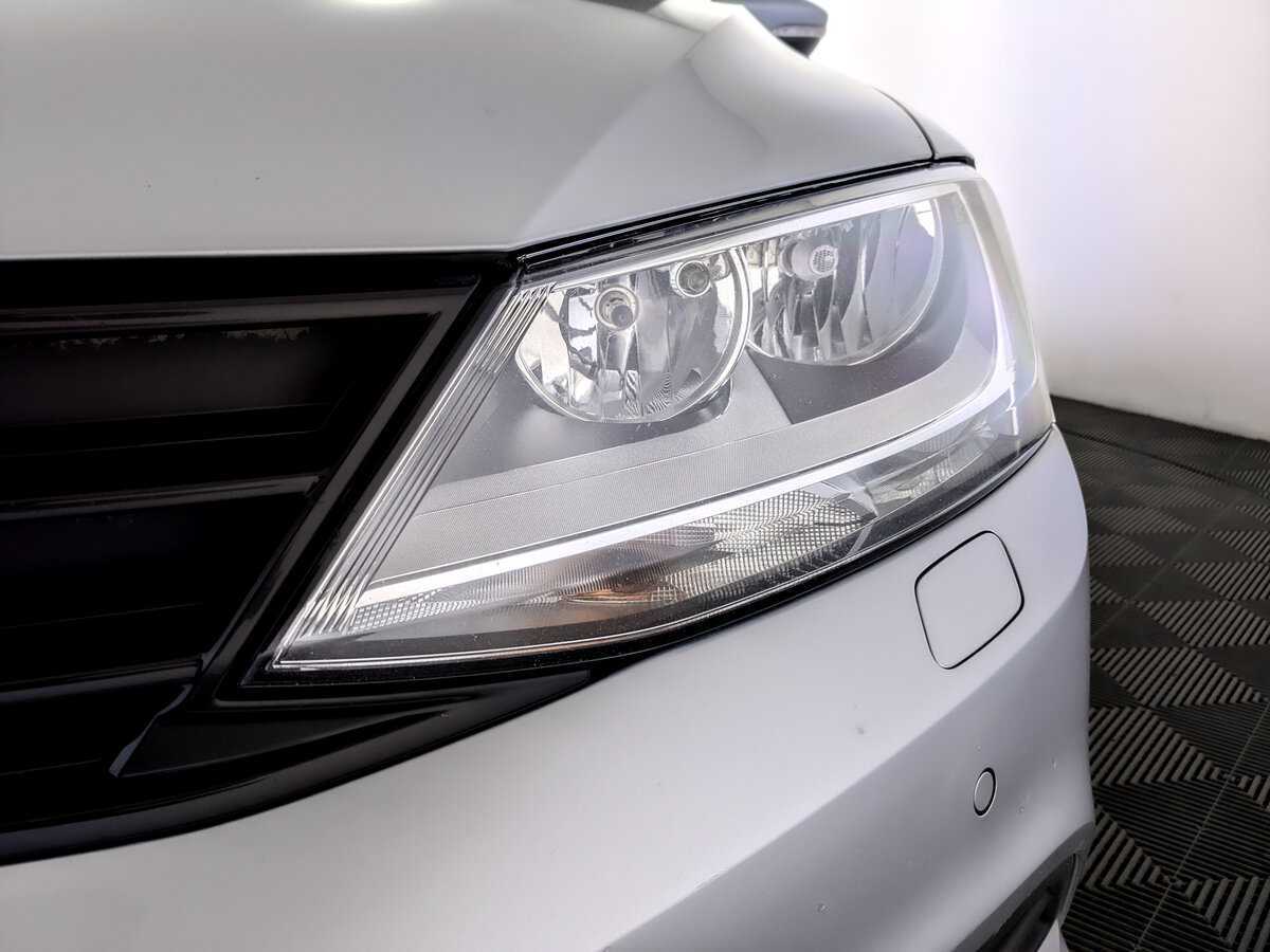 Volkswagen Jetta, 2016 - Фото №16