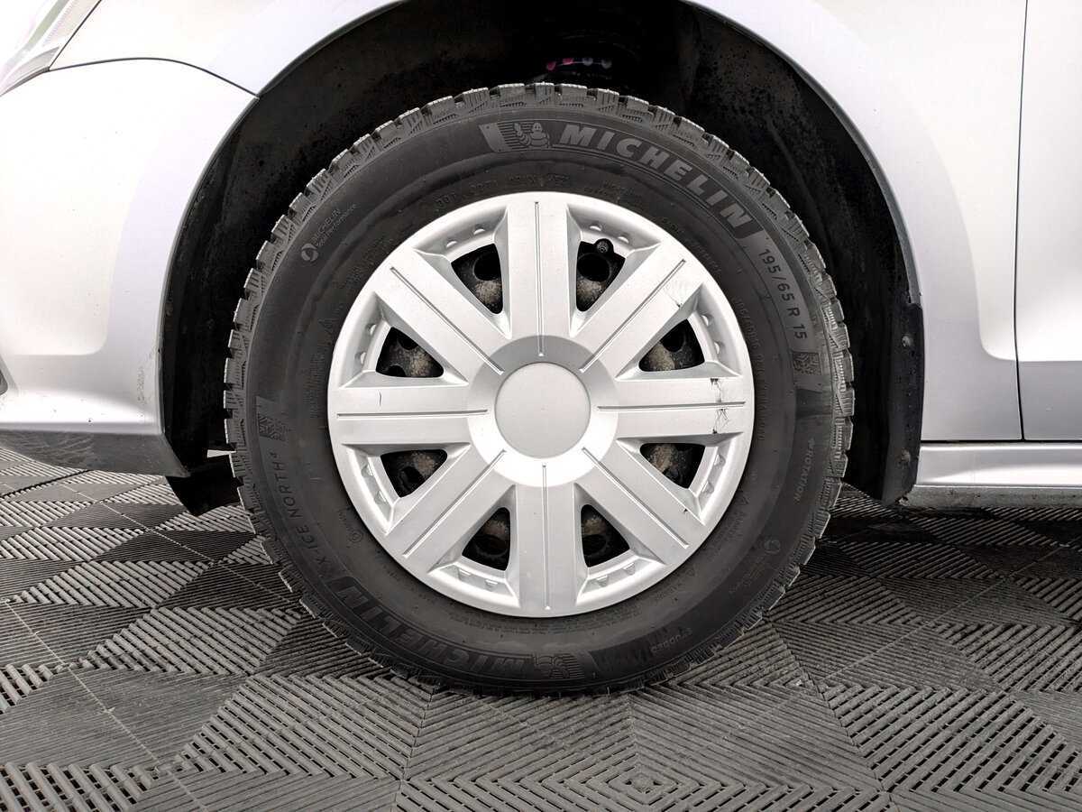 Volkswagen Jetta, 2016 - Фото №17