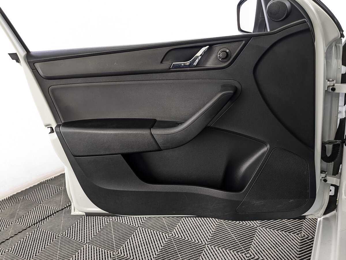 Skoda Rapid, 2017 - Фото №18