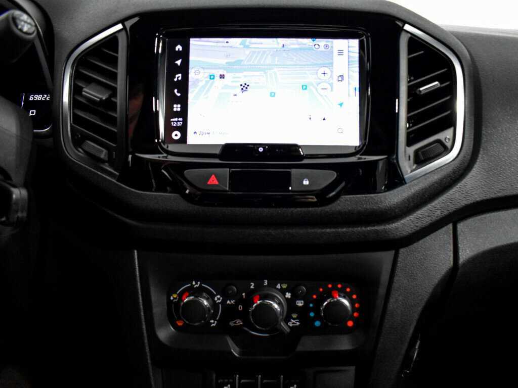 Lada (ВАЗ) XRAY Cross, 2020 - Фото №12