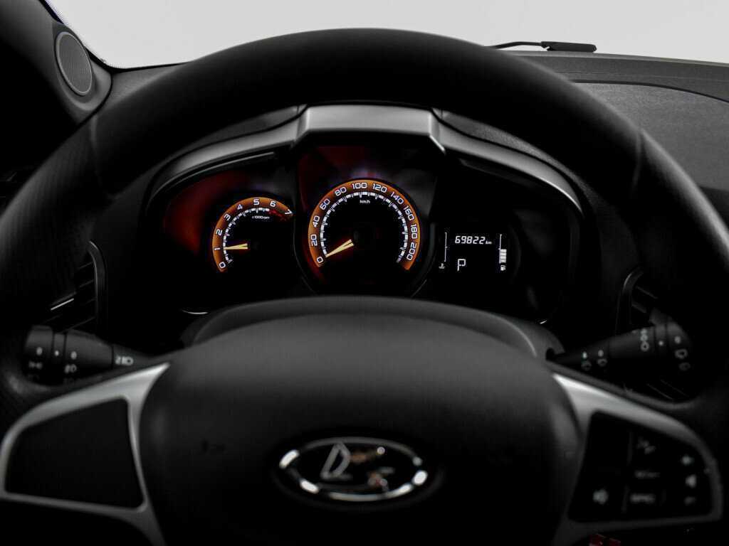 Lada (ВАЗ) XRAY Cross, 2020 - Фото №15