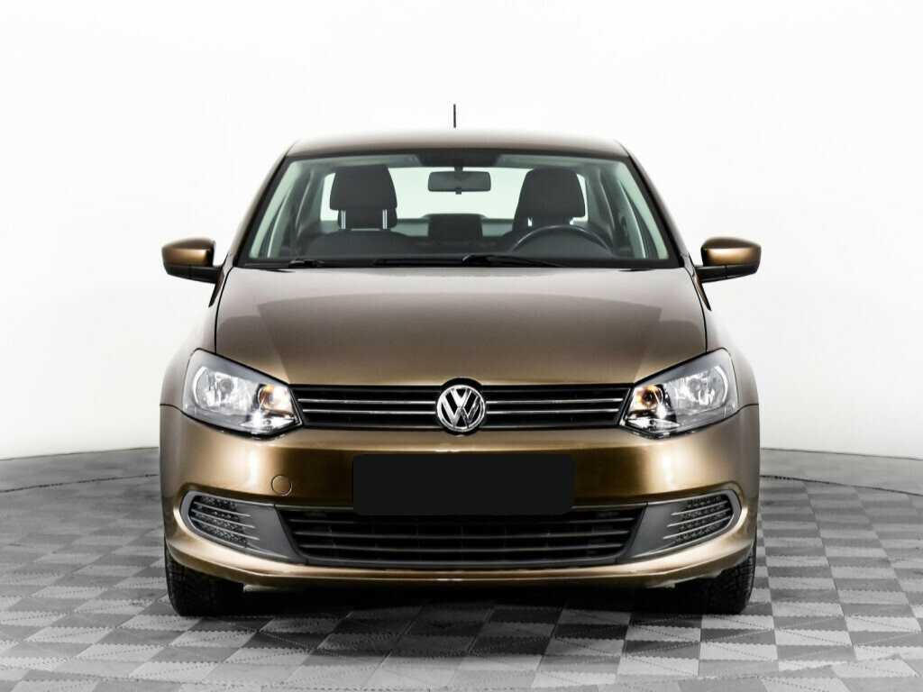Volkswagen Polo, 2015 - Фото №1