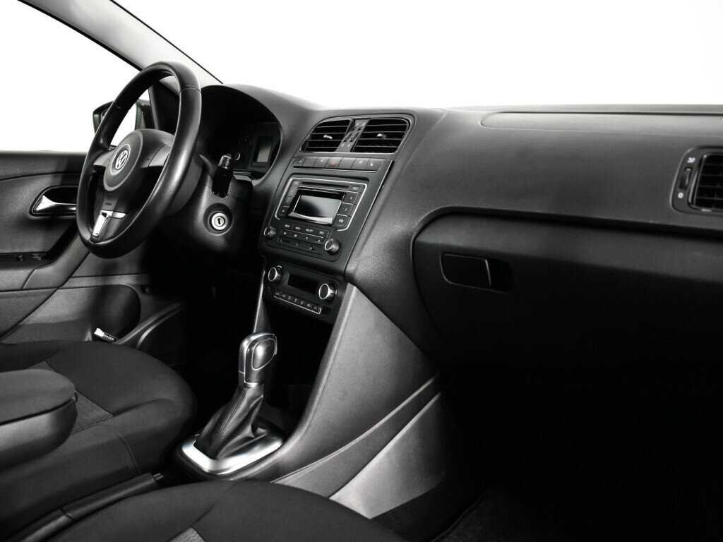 Volkswagen Polo, 2015 - Фото №8