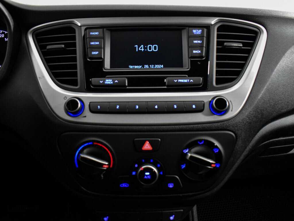 Hyundai Solaris, 2017 - Фото №13