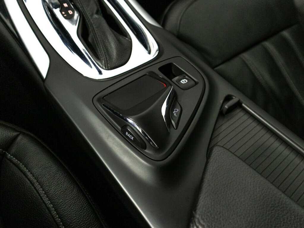 Opel Insignia Country Tourer, 2014 - Фото №18