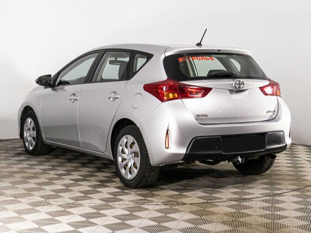 Toyota Auris, 2013 - Фото №6