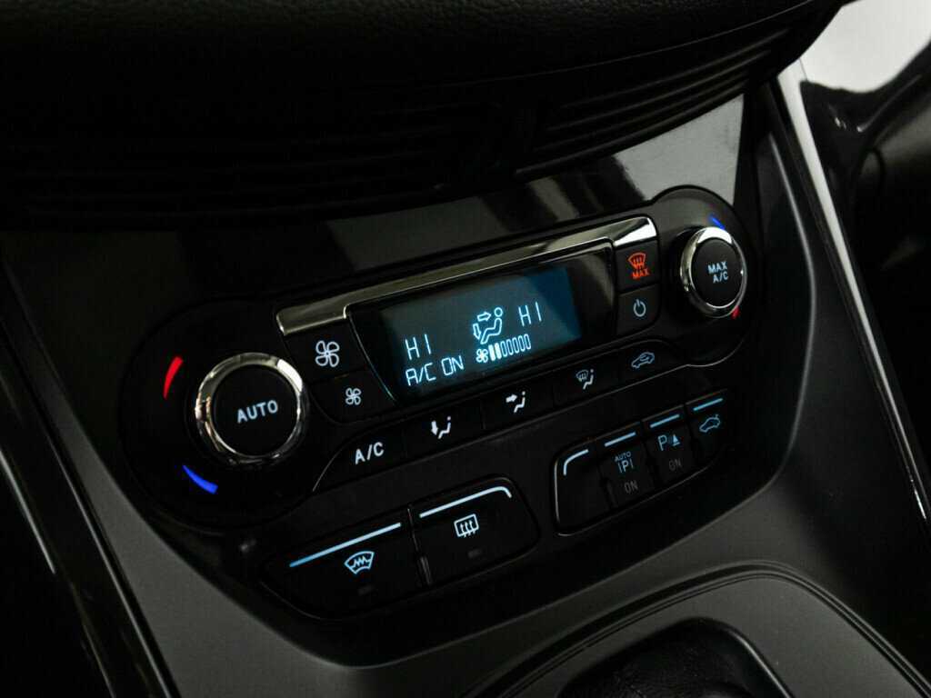 Ford Kuga, 2013 - Фото №15