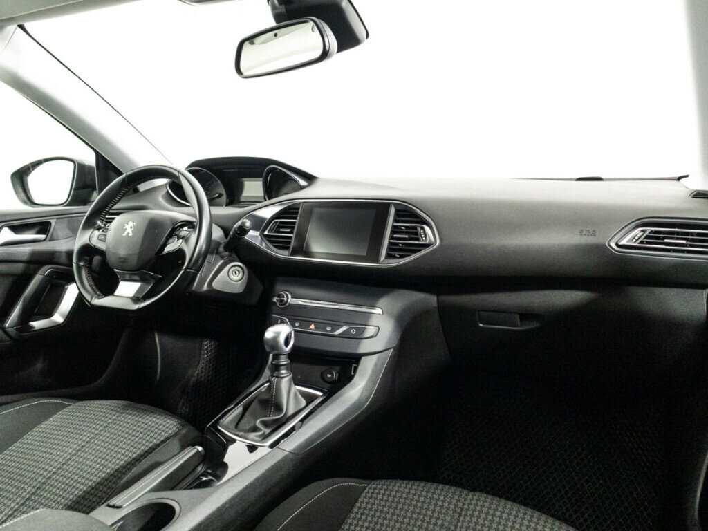 Peugeot 308, 2018 - Фото №8