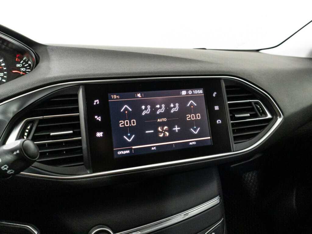 Peugeot 308, 2018 - Фото №15