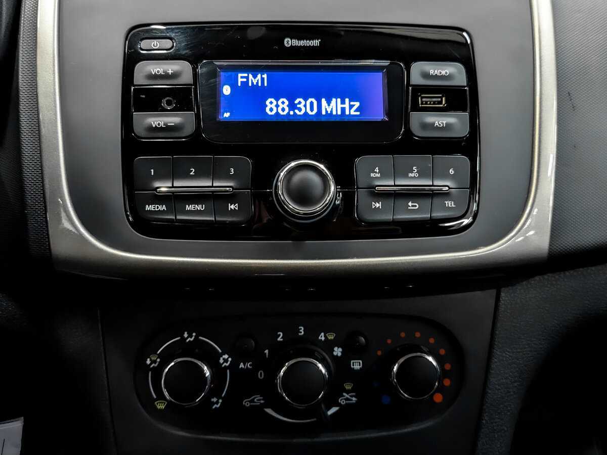 Renault Logan Stepway, 2021 - Фото №14