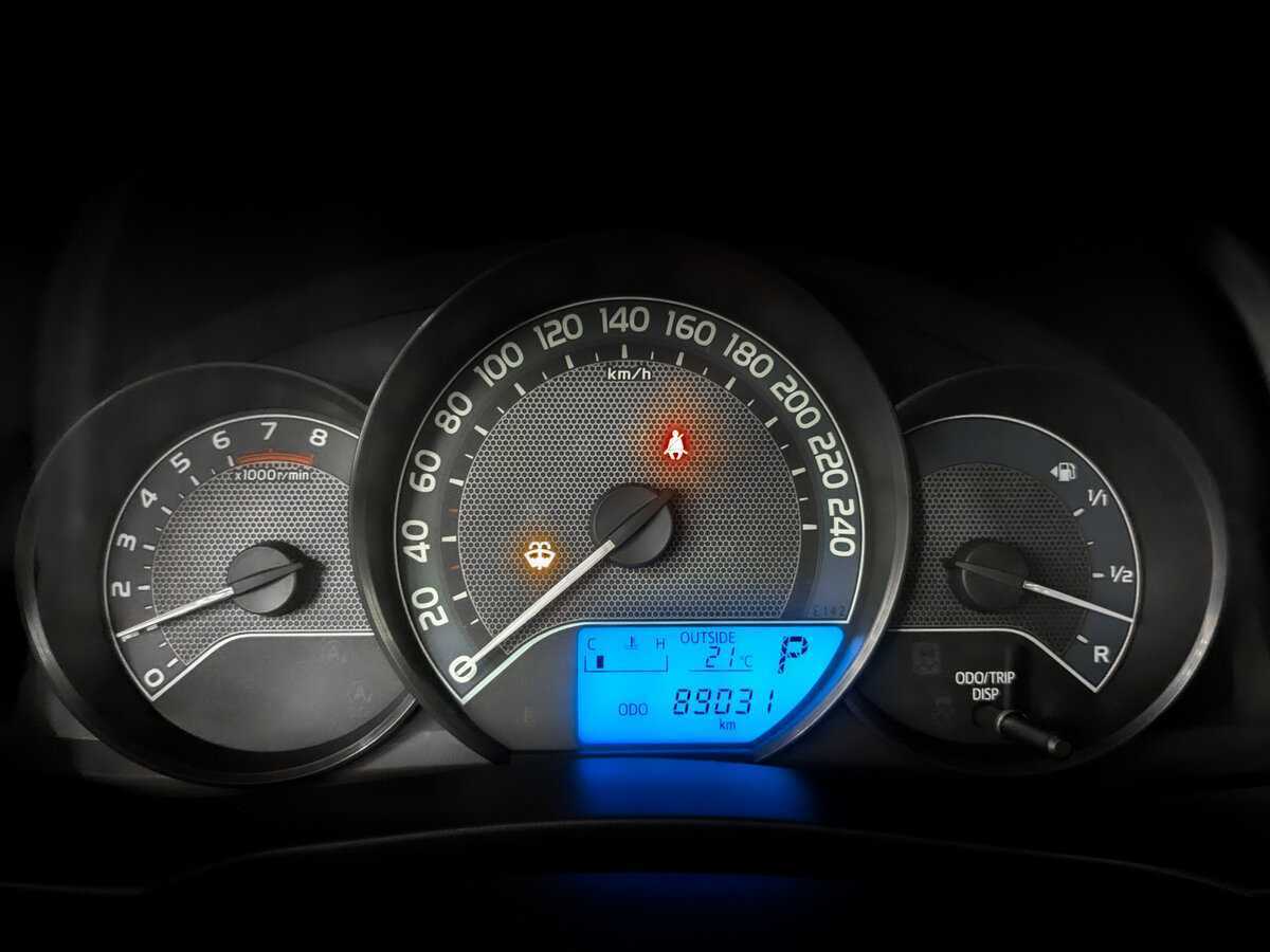 Toyota Corolla, 2014 - Фото №12