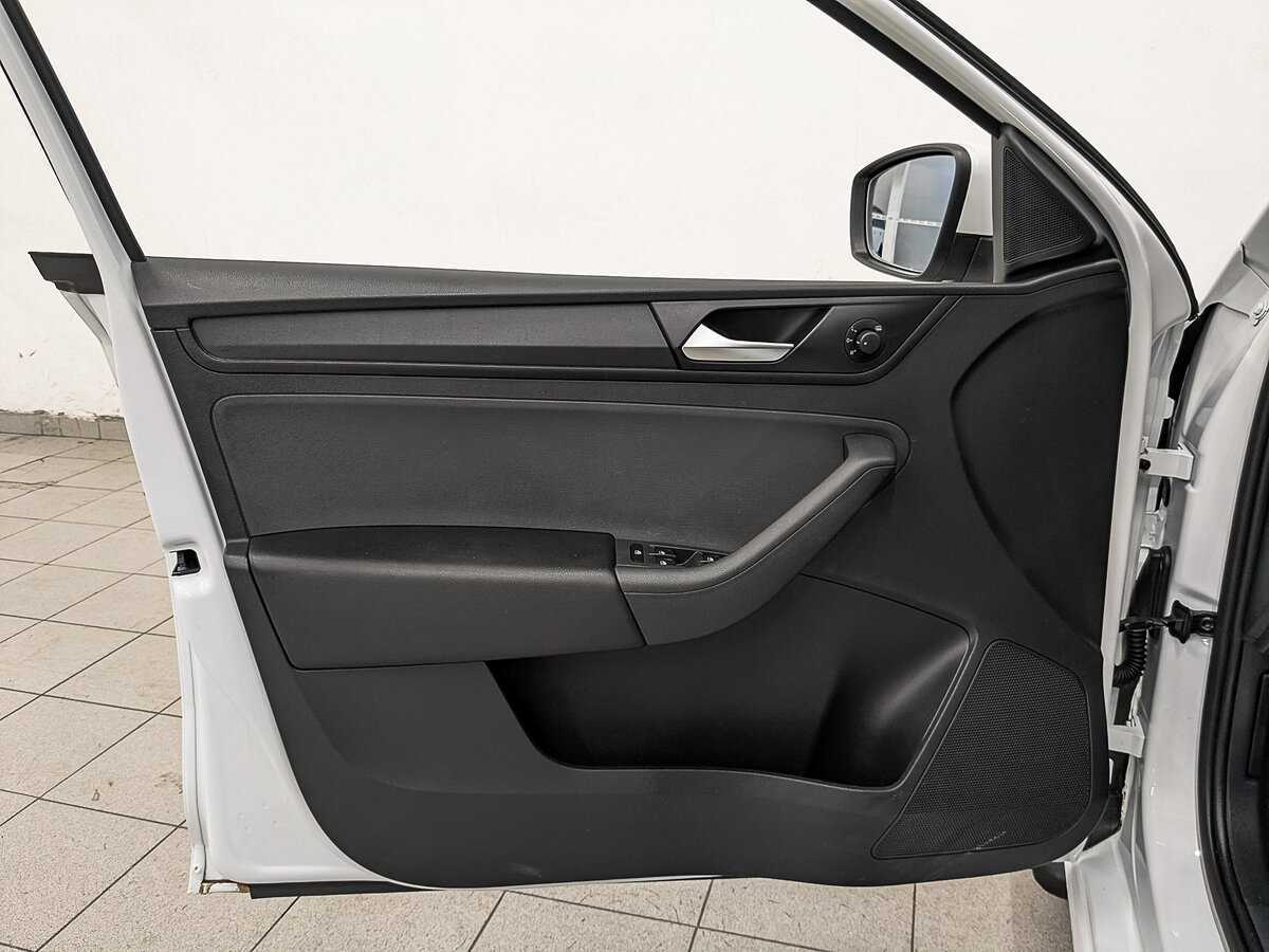 Volkswagen Polo, 2020 - Фото №18