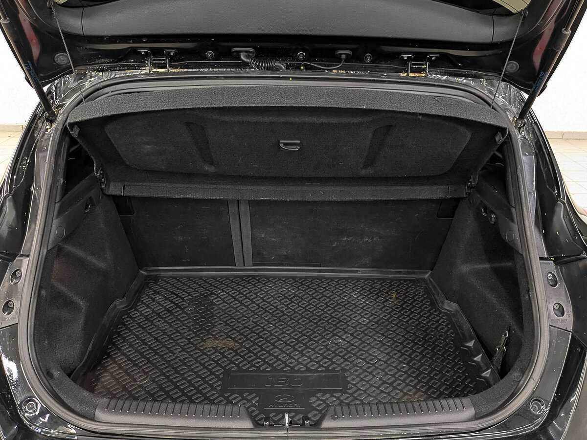 Hyundai i30, 2015 - Фото №9