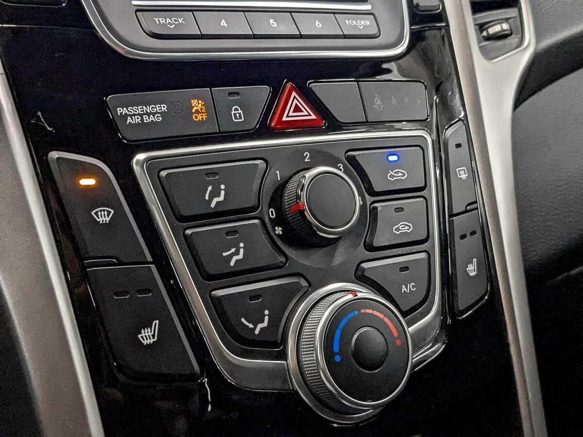 Hyundai i30, 2015 - Фото №20