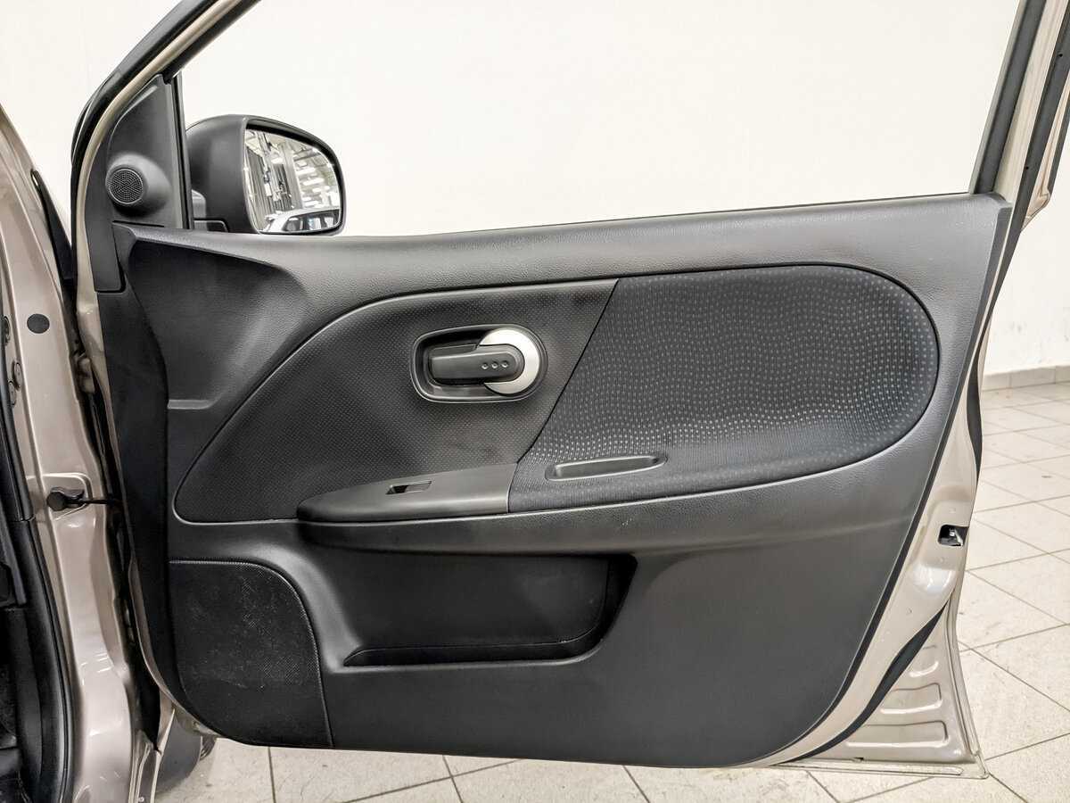 Nissan Note, 2013 - Фото №23