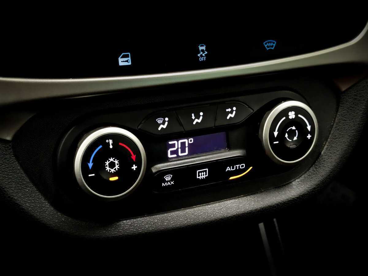 Lada (ВАЗ) Vesta SW Cross, 2019 - Фото №23