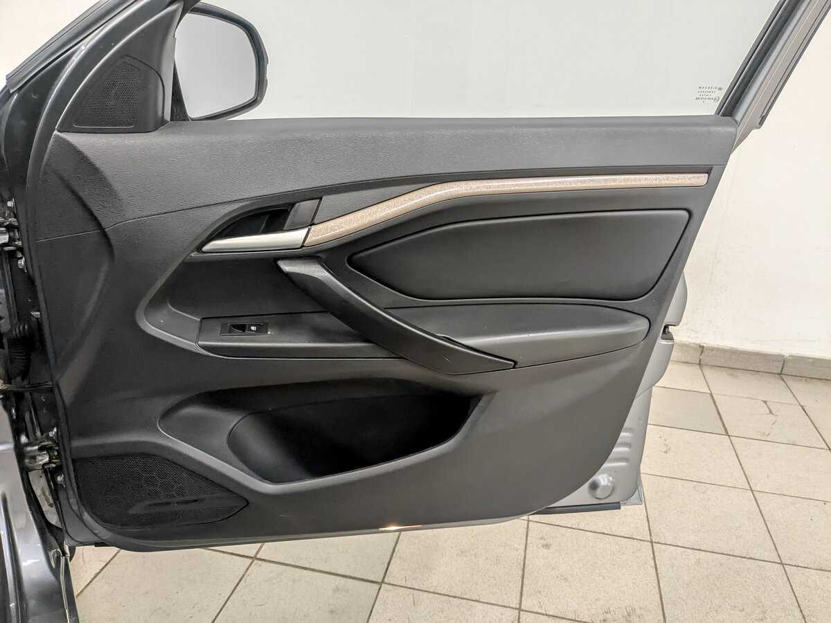 Lada (ВАЗ) Vesta, 2017 - Фото №21