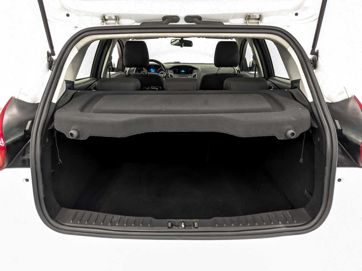 Ford Focus, 2018 - Фото №9