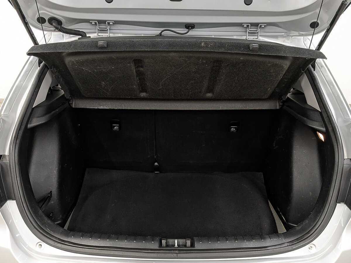 Kia Rio X-Line, 2020 - Фото №9