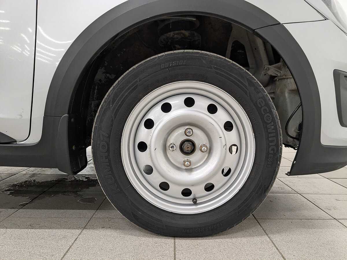 Kia Rio X-Line, 2020 - Фото №11