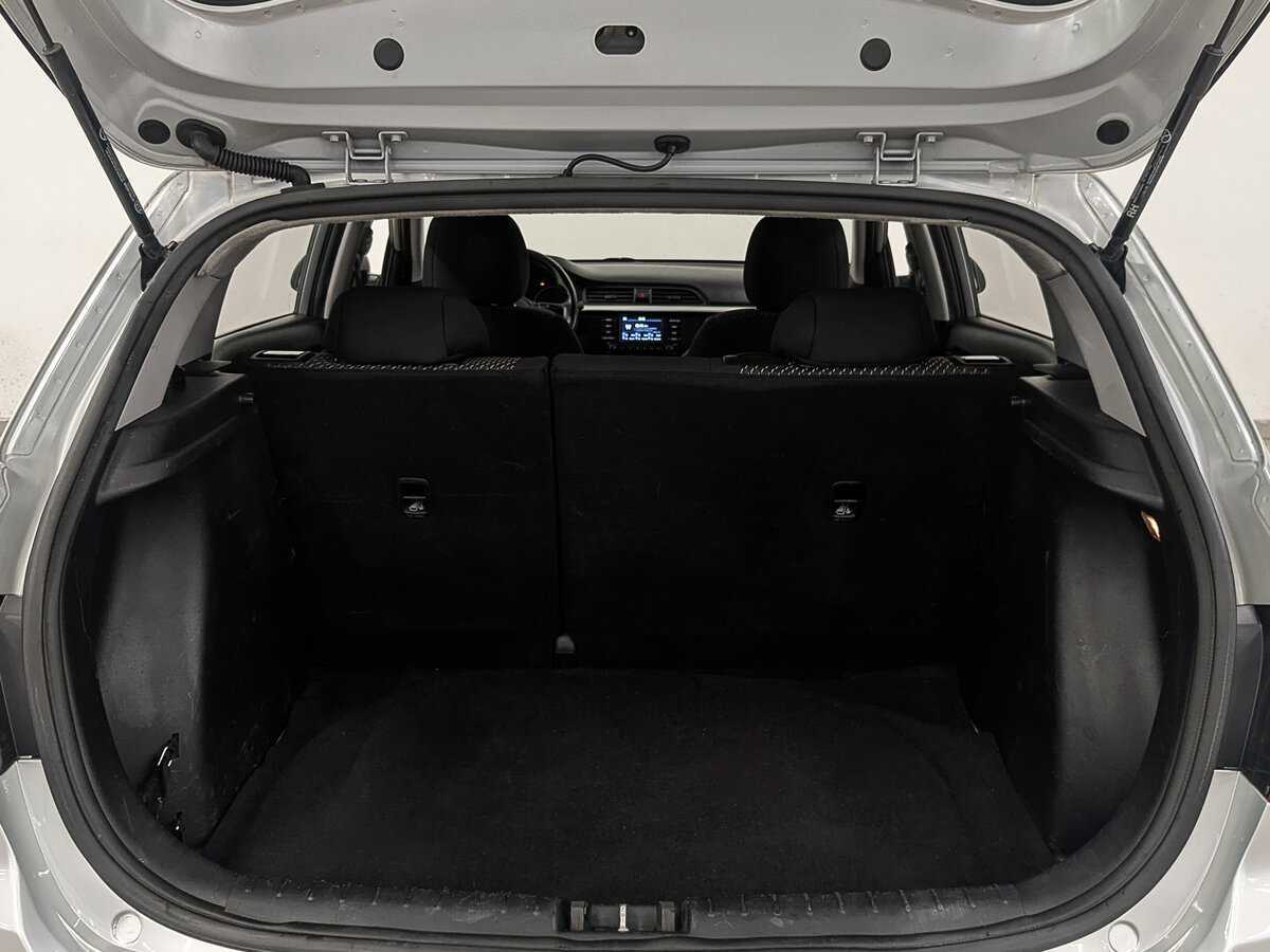 Kia Rio X-Line, 2020 - Фото №9