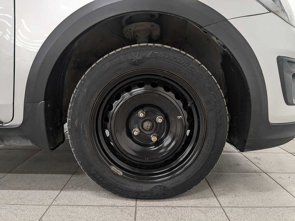 Kia Rio X-Line, 2020 - Фото №11