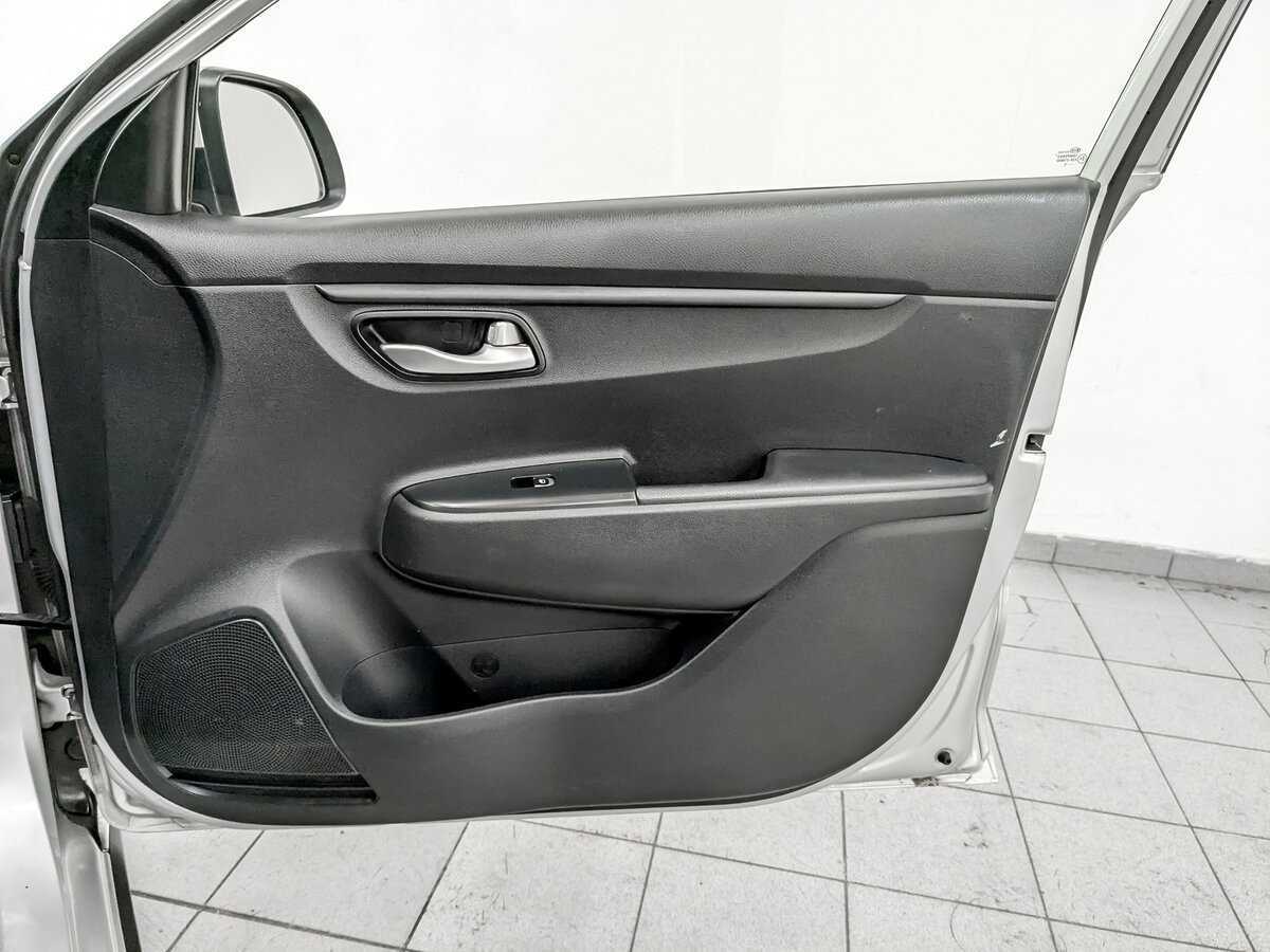 Kia Rio X-Line, 2020 - Фото №23