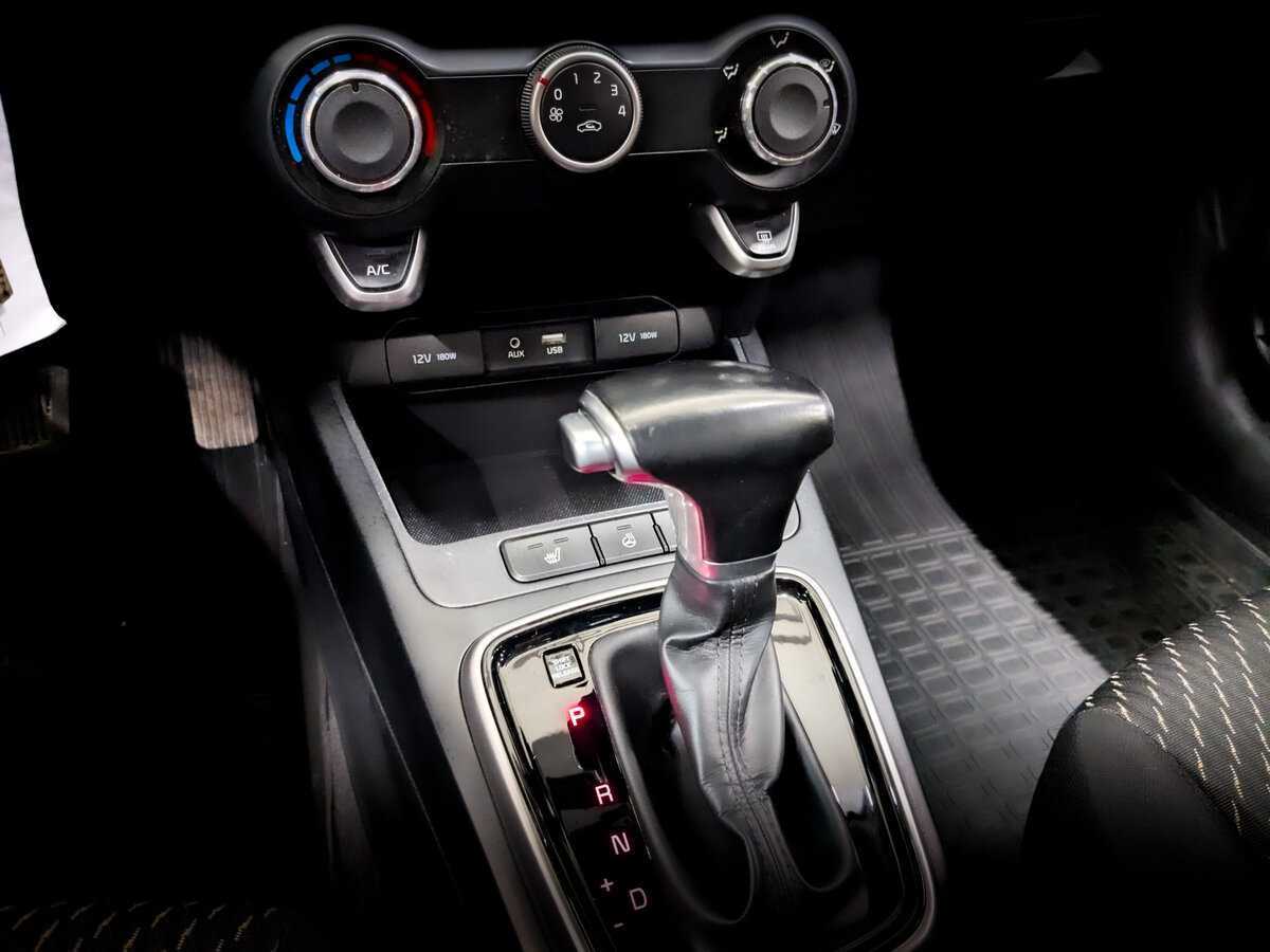 Kia Rio X-Line, 2017 - Фото №21