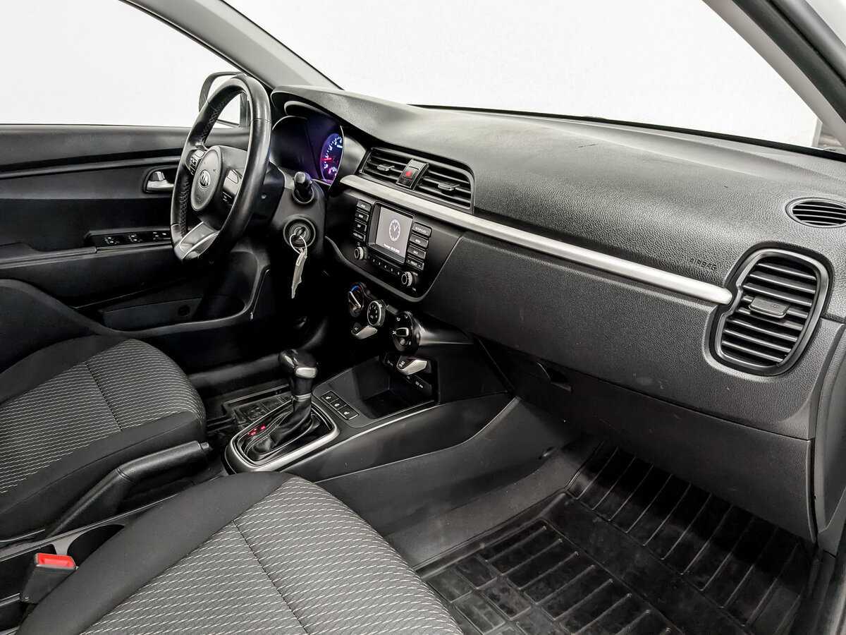 Kia Rio X-Line, 2020 - Фото №9