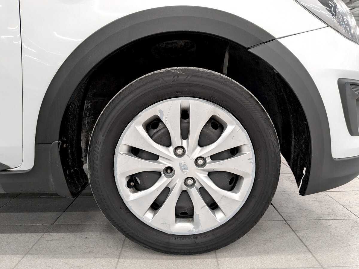 Kia Rio X-Line, 2020 - Фото №17