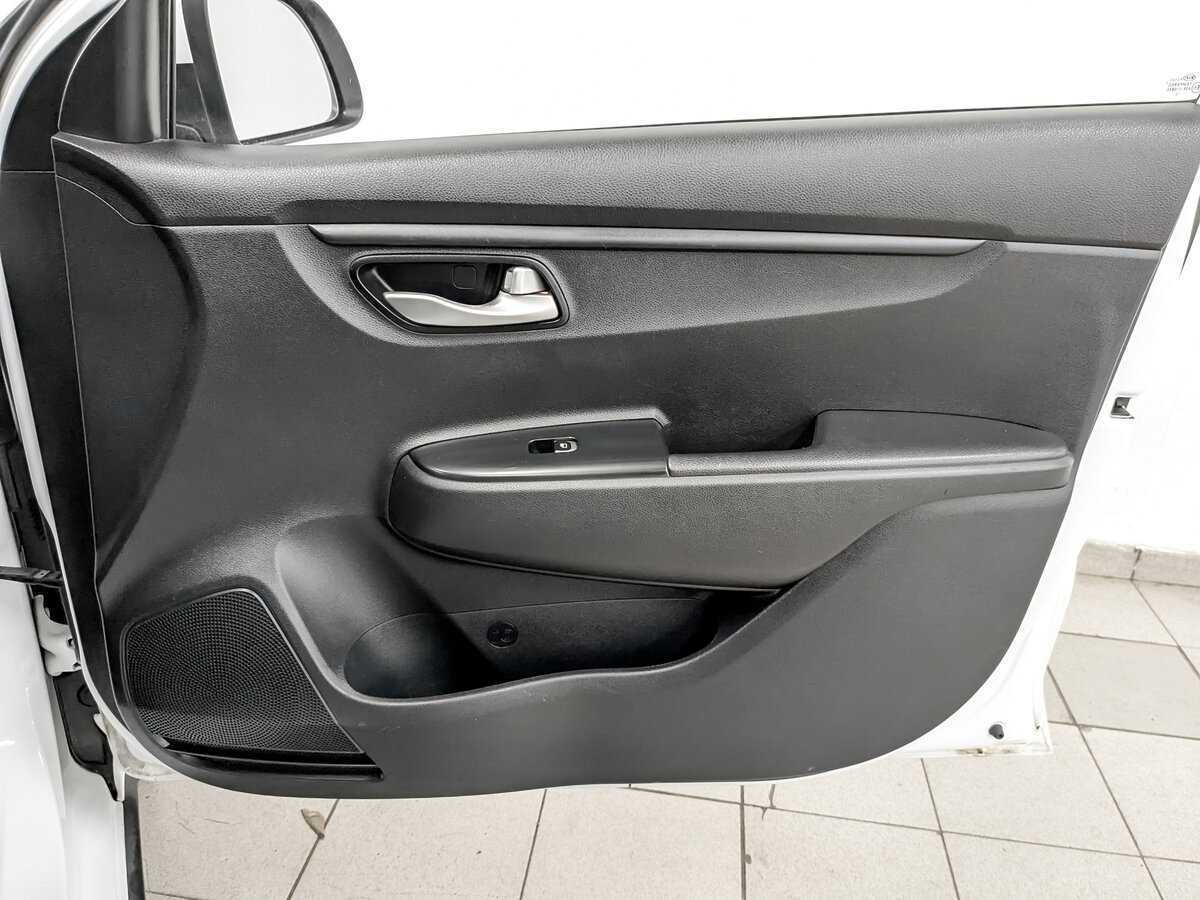 Kia Rio X-Line, 2020 - Фото №23