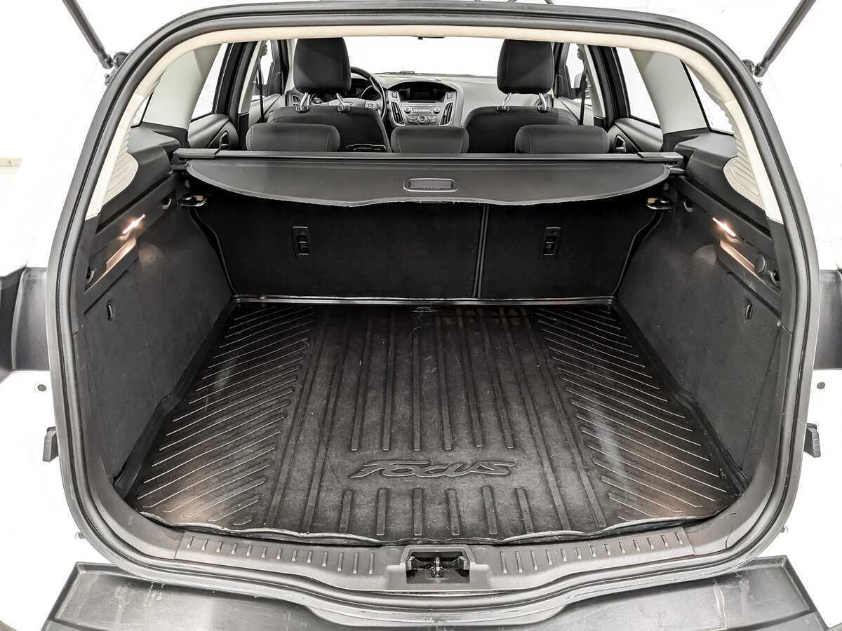 Ford Focus, 2018 - Фото №9