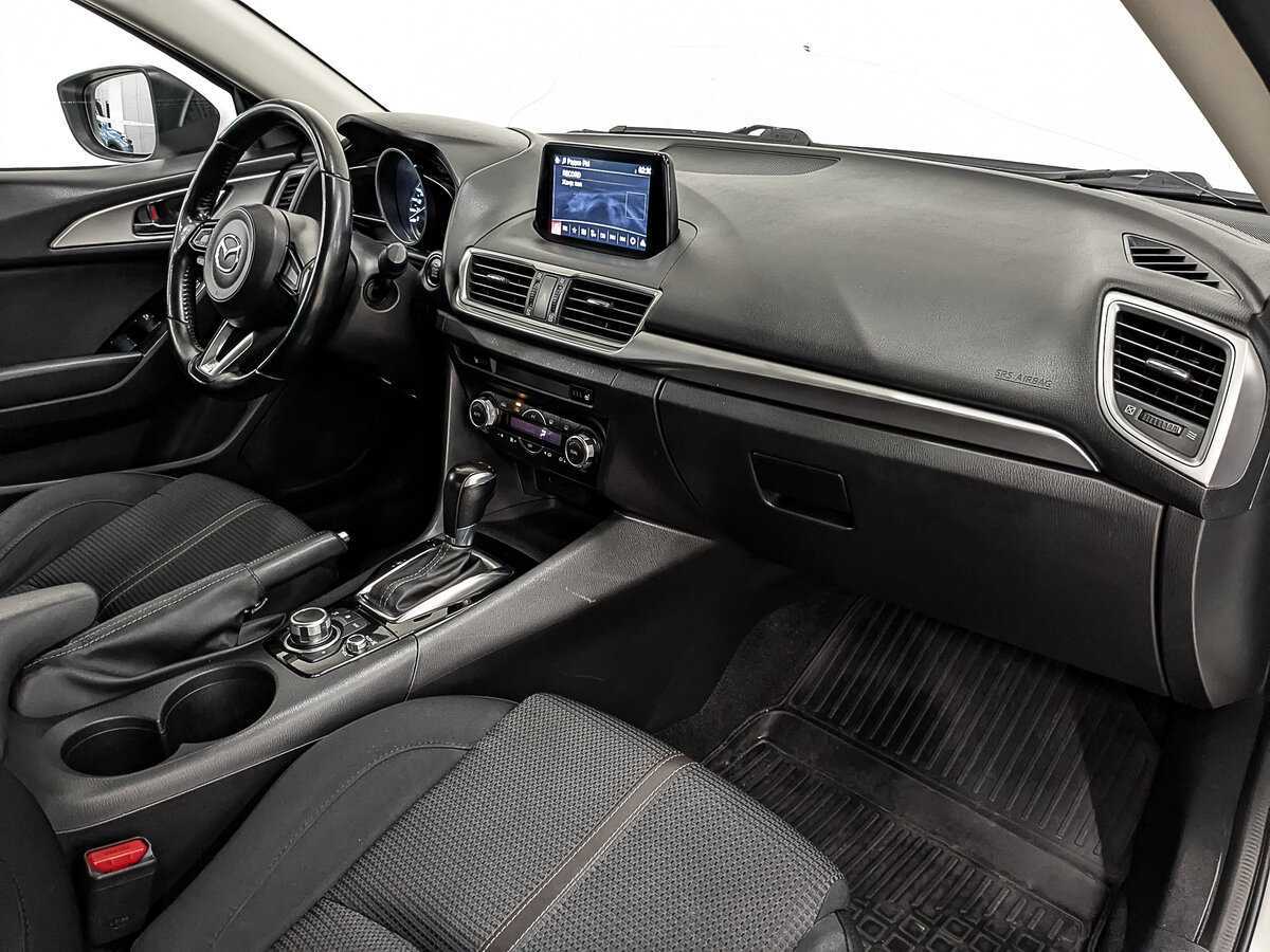 Mazda 3, 2018 - Фото №10