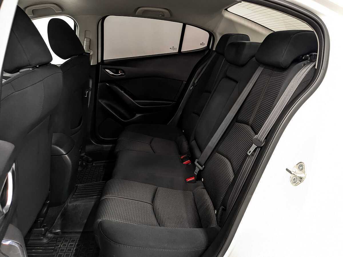 Mazda 3, 2018 - Фото №15