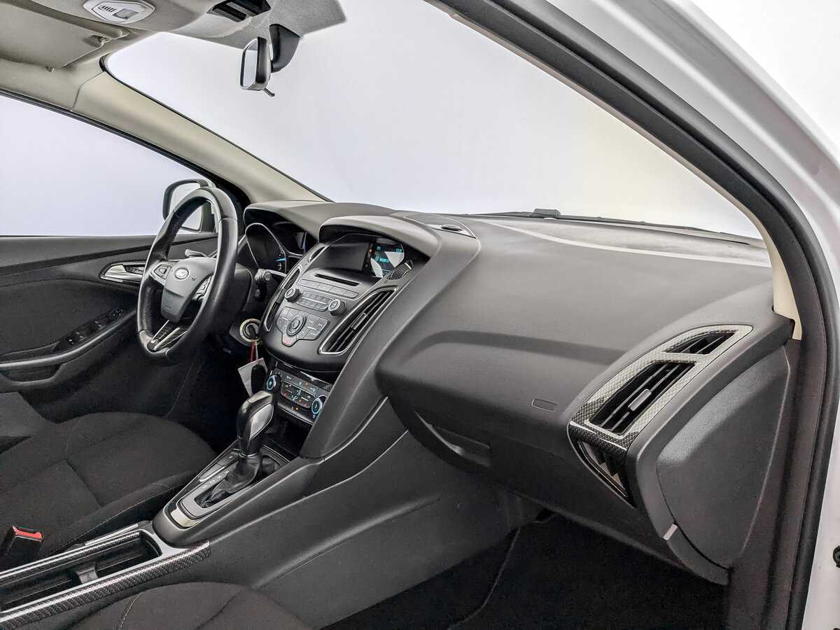 Ford Focus, 2018 - Фото №10