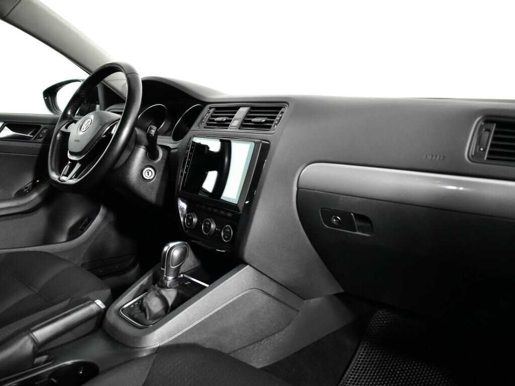 Volkswagen Jetta, 2015 - Фото №5