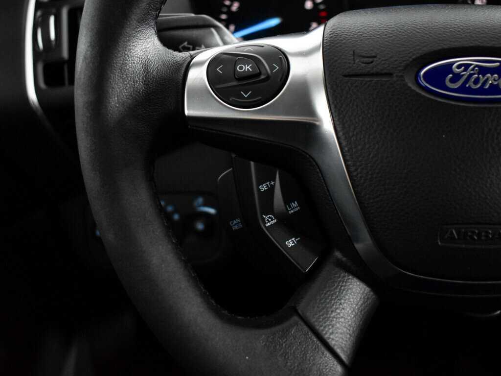 Ford Kuga, 2013 - Фото №17