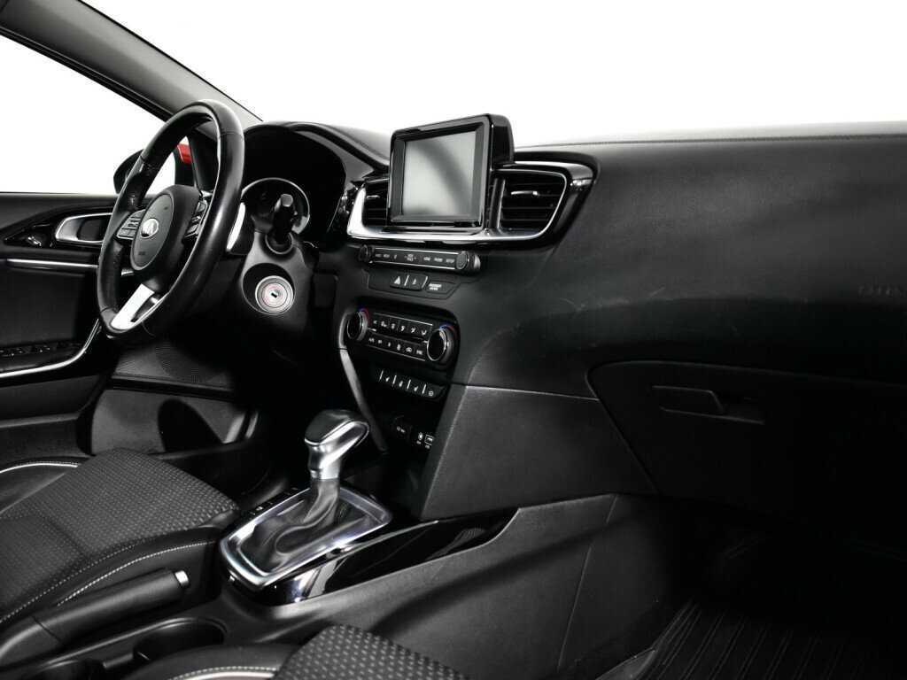 Kia Ceed, 2018 - Фото №8