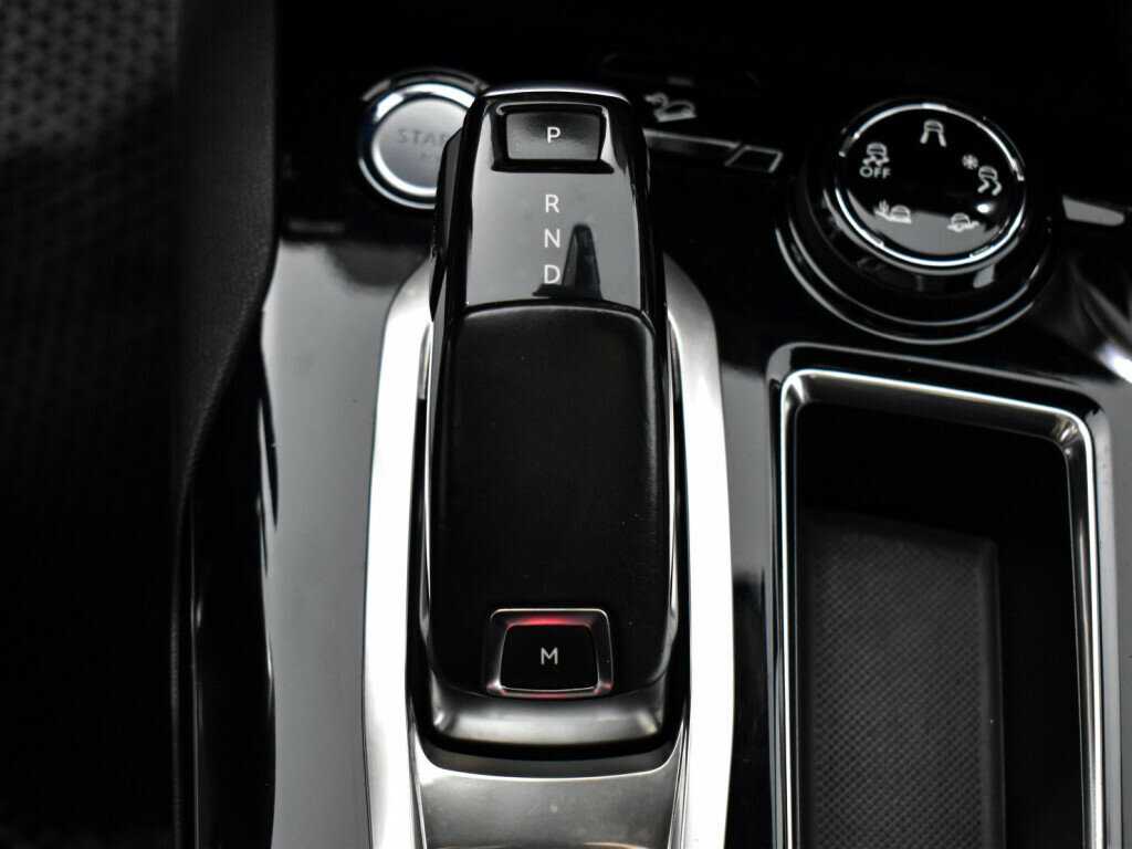 Peugeot 3008, 2018 - Фото №12