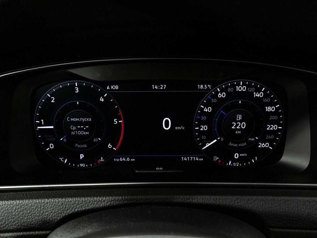 Volkswagen Golf, 2018 - Фото №11