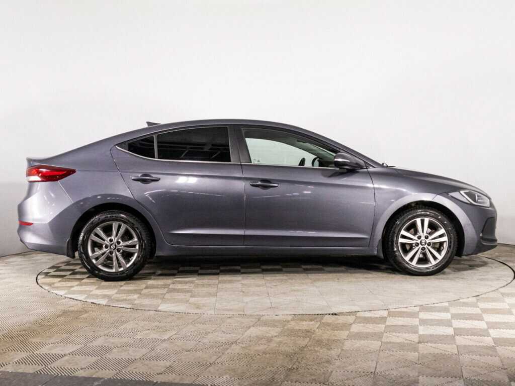 Hyundai Elantra, 2018 - Фото №3