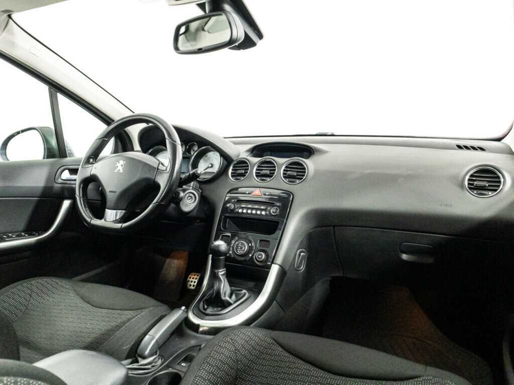 Peugeot 308, 2012 - Фото №8