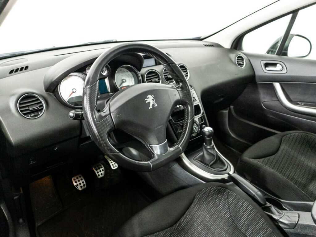 Peugeot 308, 2012 - Фото №10